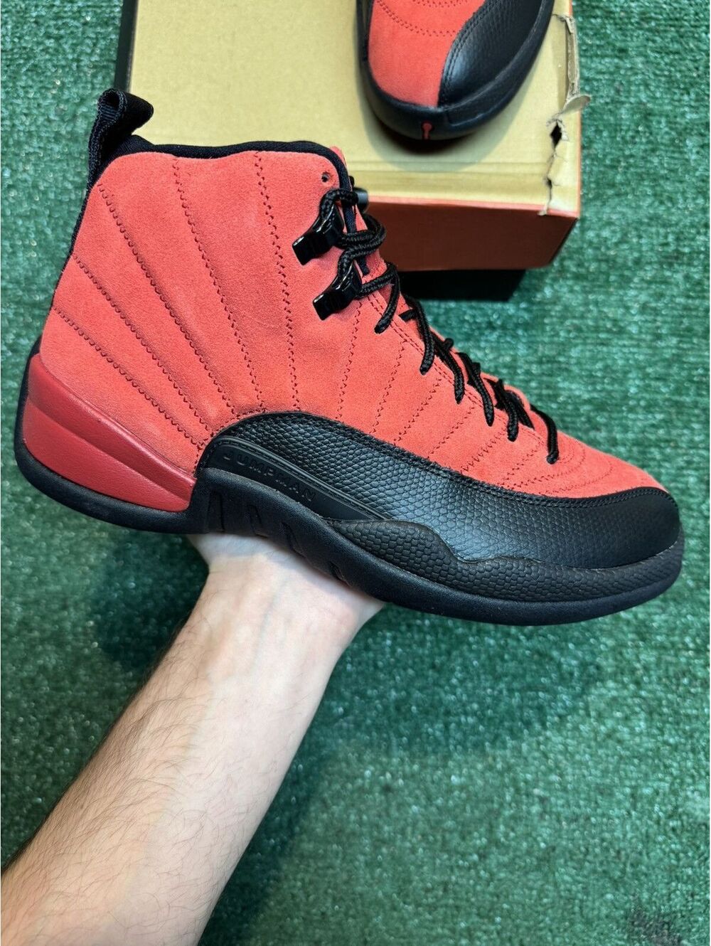 Jordan Retro 12 Reverse Flu Game Size 9.5